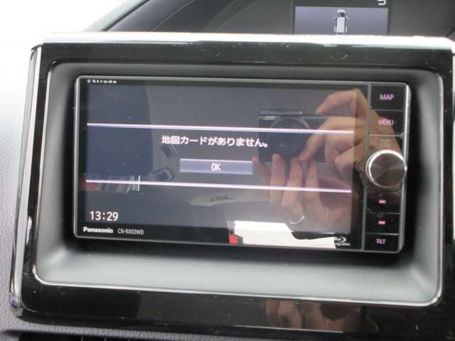 ■装備■社外SDナビ（Strada）