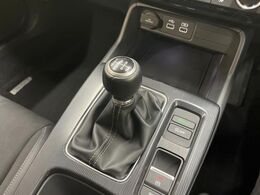 【フロア6速MT】走りの6速MT！！スポーティーな走行をお楽しみいただけます♪
