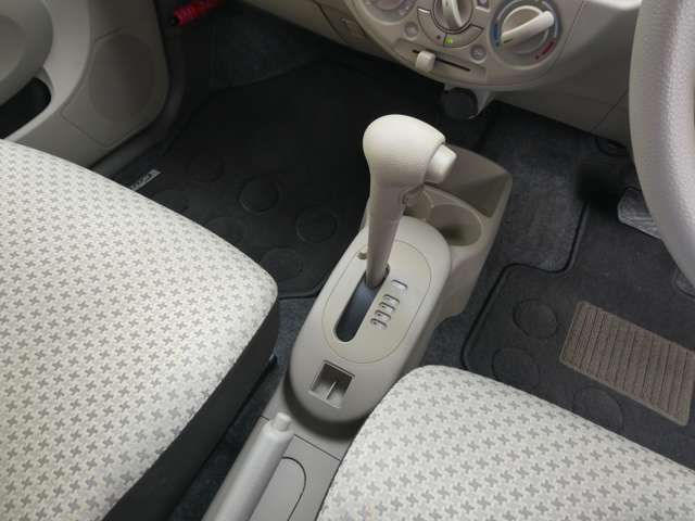 運転しやすいフロアオートマ