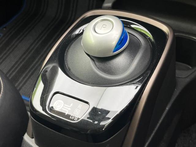 お車に合わせて無料保証以外にも、保証範囲、期間、距離を拡充させた有料保証もご用意しております！中古車の購入が初めてで不安・・・というお客様もご安心ください！