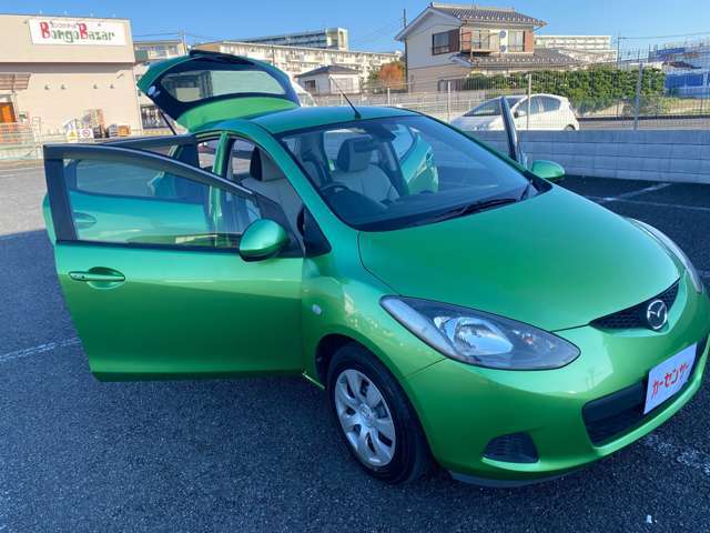 い♪納車時には、オイル交換・フィルター交換・エアコンクリーニング・内外装の美装をしっかりと実施させていただいております。快適なカーライフをお楽しみくださ