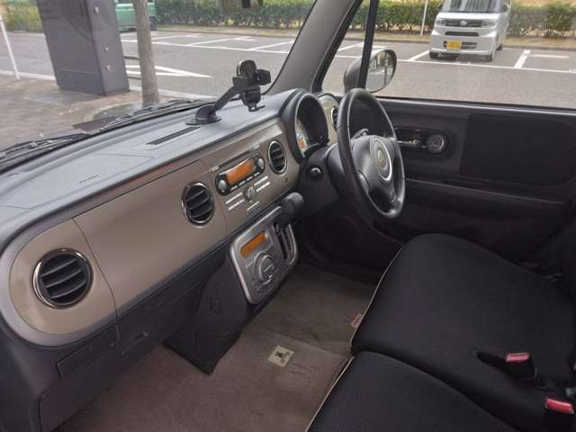 ラパンのもう一つの開発コンセプトが「自分の部屋にいるようなくつろぎと心地よさ」というだけあって可愛いお部屋にいるようなくつろぎ空間が演出できてると思いませんか？