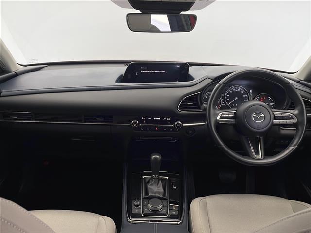 【インパネ全体】『インパネ全体』の画像になります。写真の内容に関してご不明点、ご質問等がございましたらお気軽にガリバー店舗までお問い合わせください。