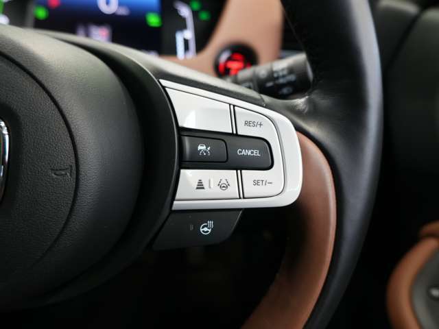 車検、板金なども、安価で安心、早いを常に目指しております。タイヤ・ナビなどのカー用品・マフラーなやローダウンサスペンションなどのカスタムパーツ・任意保険までトータルで安心のカーライフをお約束します。