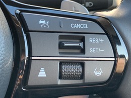 ■アダプティブクルーズコントロール(ACC)■前走車との車間距離を維持しながら、設定した車速内で自動的に加減速の支援を行います。高速道路や長距離運転の際に便利な機能です！