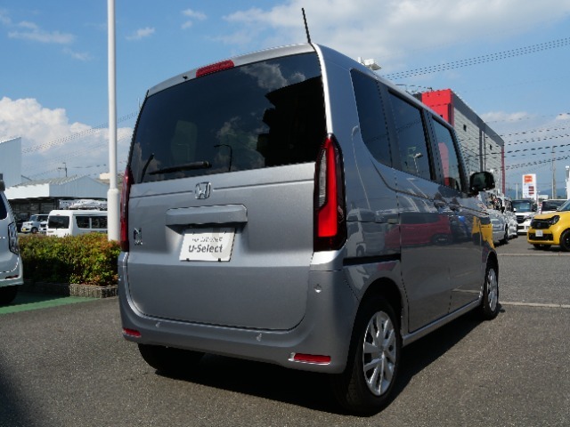 当社の車は、事故修復・傷の有無など状態を明確に判断できる車両状態証明証（JAAI）を付けています。