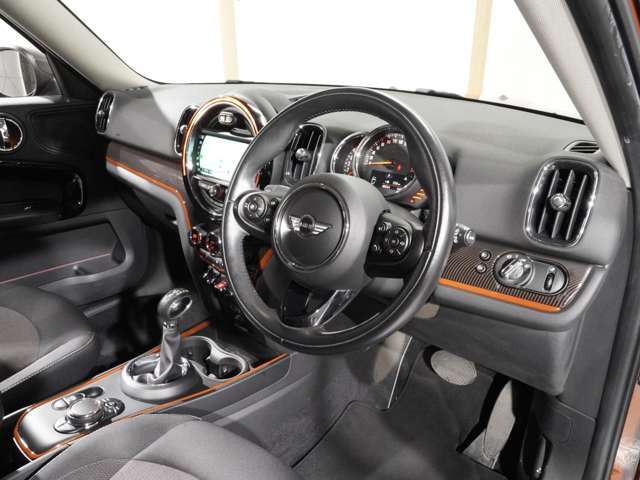 ■専門店ならではの「BMWミニQ＆A」をHPで公開中！「購入編」「メンテナンス編」「売却編」と合わせてご一読ください♪■詳しくは当社HPにて