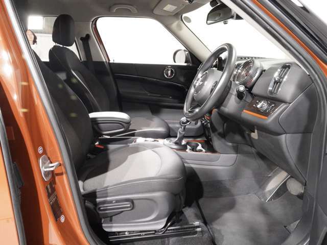 ■リクエストミニについて・・・ミニ専門店の当社では、現在、在庫のないご希望車種をお探しいたします！■HPにてご登録いただければ、ご希望の車種が入庫もしくは情報が入り次第ご連絡させていただきます♪