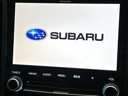 【純正ナビ】人気の純正ナビを装備しております。ナビの使いやすさはもちろん、オーディオ機能も充実！キャンプや旅行はもちろん、通勤や買い物など普段のドライブも楽しくなるはず♪