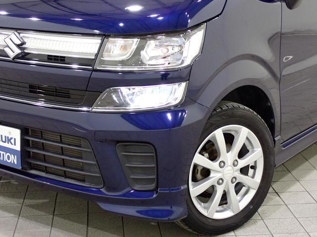 ヘッドライトのロービームには「LED」搭載！明るく夜道を照らし出します！