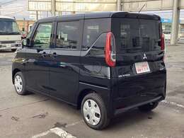 三菱認定中古車！一年間走行距離無制限保証！さらに＋2年間の延長保証（有料）が可能です！