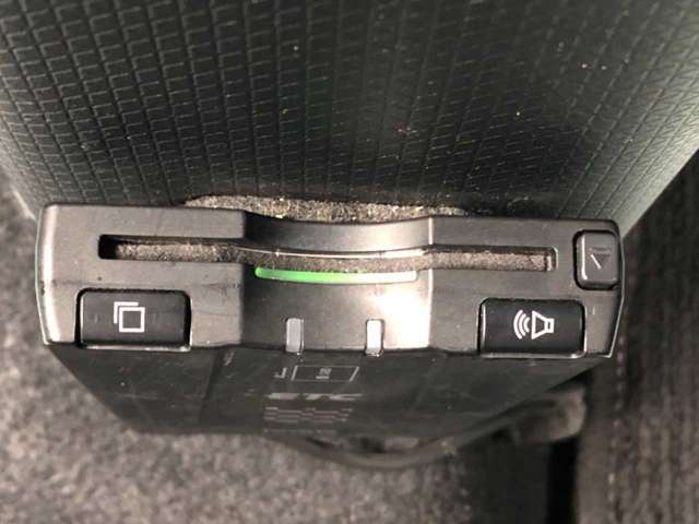 今やカーライフにおける重要性はナビにも匹敵するのではないでしょうか？セットアップを行うことで利用可能になります！