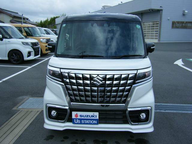 当店特選車！！HYBRIDターボです。燃費もよく、室内広く運転しやすい。全方位ナビ付でおすすめです。