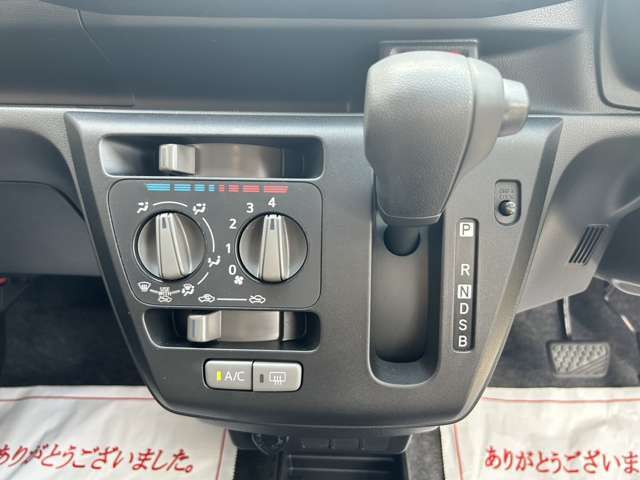国土交通省 最 高 ランクの指定工場6拠点、認証工場1拠点の工場体制、クオリティの高いプロの技術でお客様の快適なカーライフをサポート！