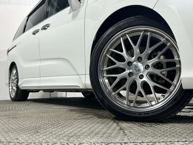 【Aftermarket19インチアルミホイール】　＊＊スタッドレスの取り付けも扱っています。＊＊