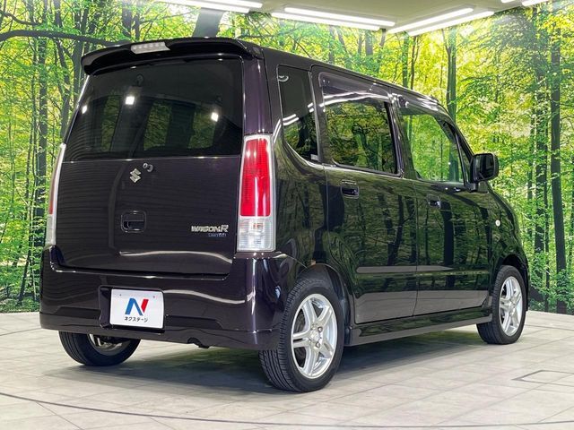 ☆全国のネクステージからお取り寄せが可能※！遠方の店舗に展示してあるクルマが気になる場合も、最寄りの店舗でご覧いただくことが可能です！是非私たちに要望をお聞かせください！※別途費用