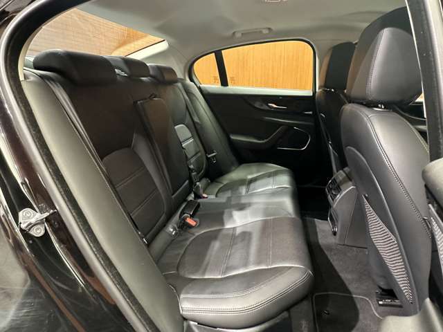 全国納車可能です。納車方法及び費用につきましては、お気軽にコーディネーターまでご相談ください。遠方のご納車の際も我々がしっかりサポートさせて頂きます。お気軽にスタッフまでご相談下さい。