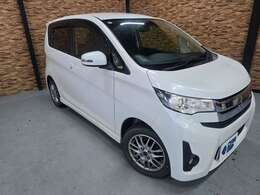 総在庫100台以上の中からお選び頂けます！お客様のご要望にあったお車をお探しさせて頂く事も可能です☆