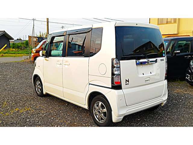 当店の車をご覧いただきまして、ありがとうございます！是非、現車のご確認をお願いいたします。ご来店の際は、事前にご予約をいただけますとスムーズです。無料電話番号：0078-6003-292219