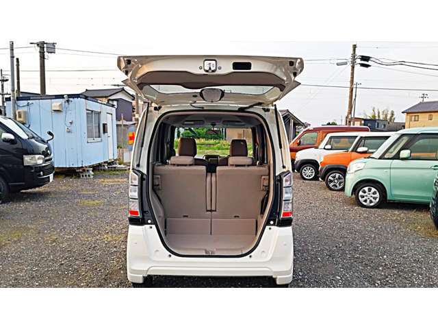 当店の車をご覧いただきまして、ありがとうございます！是非、現車のご確認をお願いいたします。ご来店の際は、事前にご予約をいただけますとスムーズです。無料電話番号：0078-6003-292219