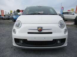 小傷はあるもの、状態の良い車両です