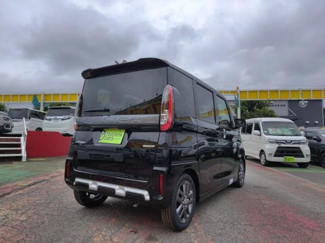 当社ご購入いただきましたお車のオイル交換無料サービス付きです！大変大好評頂いております！