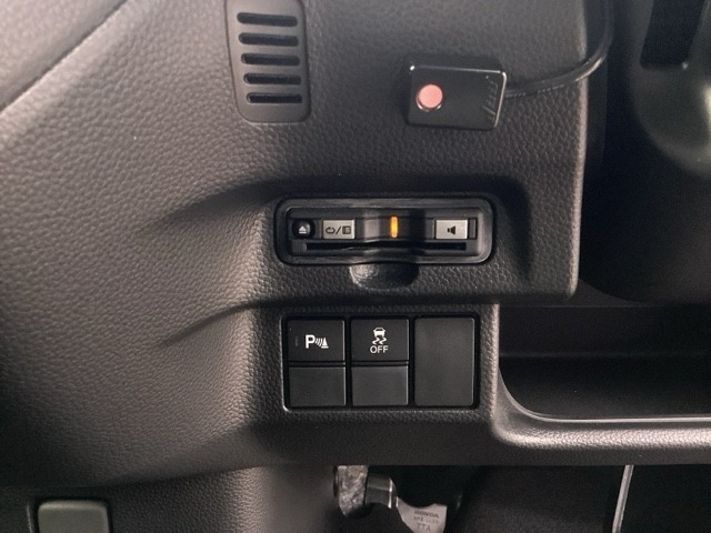 ETC車載器。納車前にセットアップし、お渡しいたします。※別途料金かかります。