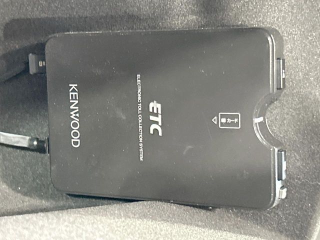 【ETC】高速道路の料金所をストレスなく通過！話題のスポットやサービスエリアに多い「スマートIC」利用時は必須のアイテムです。当店でセットアップを実施、ご納車当日からすぐにご利用いただけます！