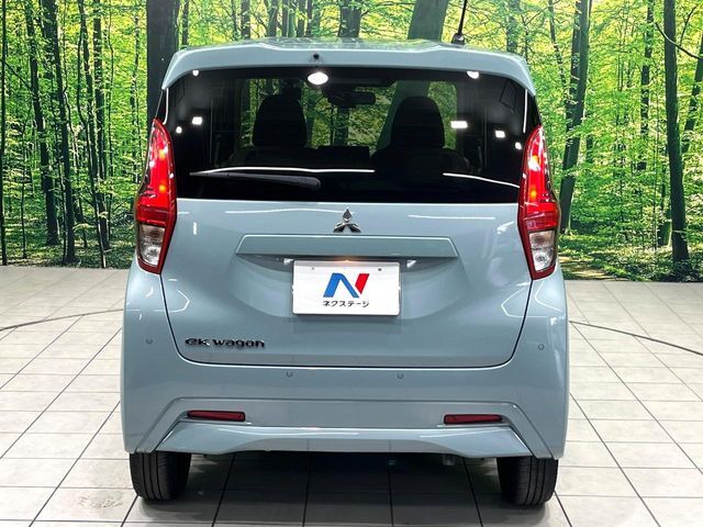 安心の最長10年・走行無制限保証（有償）をご用意。保証内容も充実はもちろん、無料点検＆オイル交換や、年中無休の全国・24時間ロードサービスも付帯されておりますのでご安心下さい。