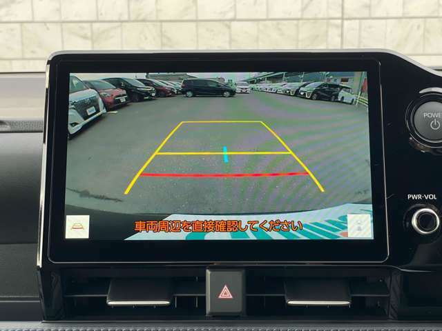 【　バックモニター　】簡単に後方の安全確認ができます。駐車が苦手な方にもオススメな便利機能です♪