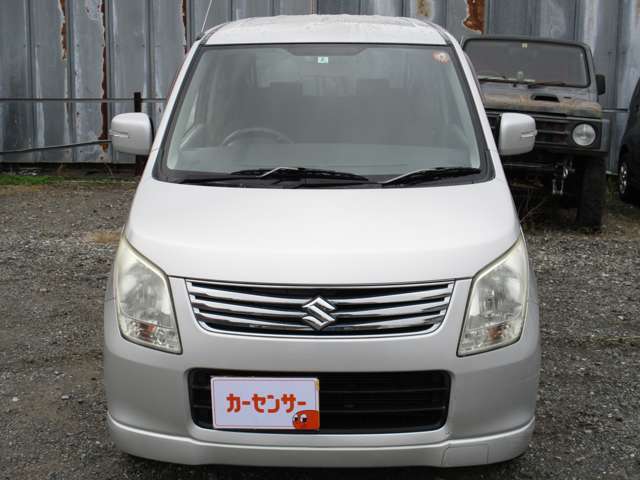 自動車税につきましてこちらの車両の年額は、12900円となります。今年度の自動車税は弊社で納税済みのため、月割り1075円×契約月から3月までの残り月数、の弊社へのお支払いが必要となります。