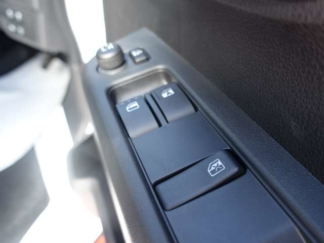 ぜひお客様のカーライフパートナーとして古城モータースに一度だけチャンスを下さい。ご満足して頂ける「商品」「サービス」「サポート」をご提供致します。
