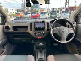 エマージェンシーブレーキ　衝突被害軽減ブレーキ　車線逸脱警報　カロッツェリアメモリーナビ　コムテック前後2カメラドライブレコーダー　ETC　純正キーレス　禁煙車　外装内装ともにとてもキレイです♪