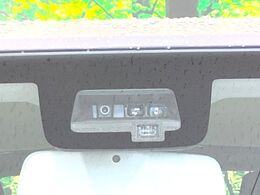 【スズキ　セーフティサポート】走行中に前方の車両等を認識し、衝突しそうな時は警報とブレーキで衝突回避と被害軽減をアシスト。より安全にドライブをお楽しみいただけます。