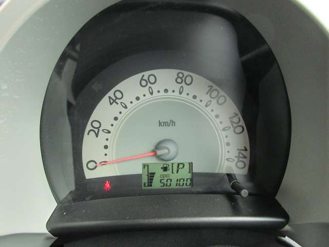 走行距離498900kmです。希少ですね