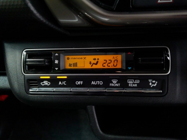 オートエアコンタイプなので細かい操作なしで快適温度に調整してくれます。季節の変わり目のわずらわしさはありませんね♪