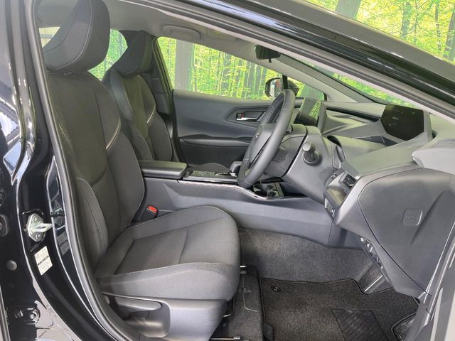 ドライバーによって運転しやすいポジションは異なり、あの車はどうなのか不安なこともありますよね。気になるお車は店頭で乗り込んでご確認いただけます♪