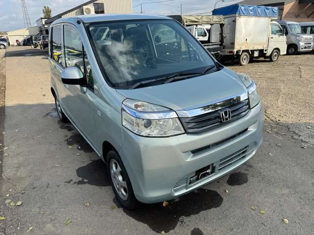 ☆展示台数100台以上♪毎週30台以上の新鮮な中古車が入庫します☆