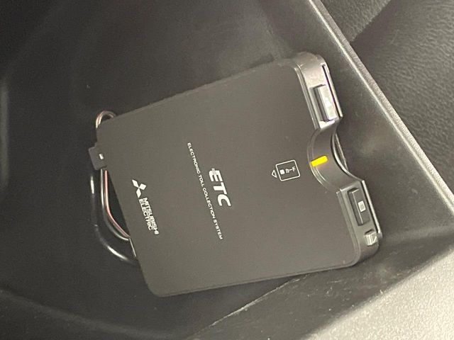 ●ETC車載器（アンテナ分離型音声案内タイプ）：お引き渡し時には再セットアップを実施後、お渡しいたします。マイレージ登録に関してもお気軽にスタッフまでお尋ねください。