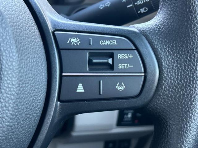 お車に合わせて無料保証以外にも、保証範囲、期間、距離を拡充させた有料保証もご用意しております！中古車の購入が初めてで不安・・・というお客様もご安心ください！