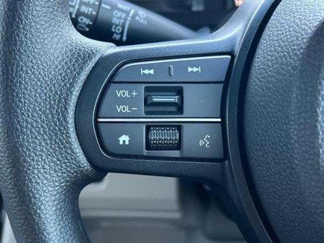 国産車から輸入車まで多様なお客様のニーズのお応えできるように、全国規模で豊富な在庫展開！車のことならWECARSへ！