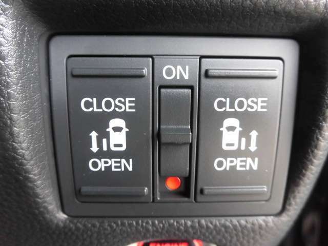 両側パワースライドドア！開閉操作も運転席から可能です！