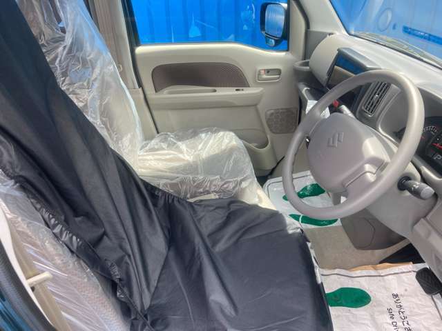 【有限会社クライス】です。当社のウリは中古車を中古と思わせない【業界トップクラスの仕上げ】が魅力です！！また、高価買取・アフターメンテナンス・自動車保険などお車に関わること、全てお任せください！！