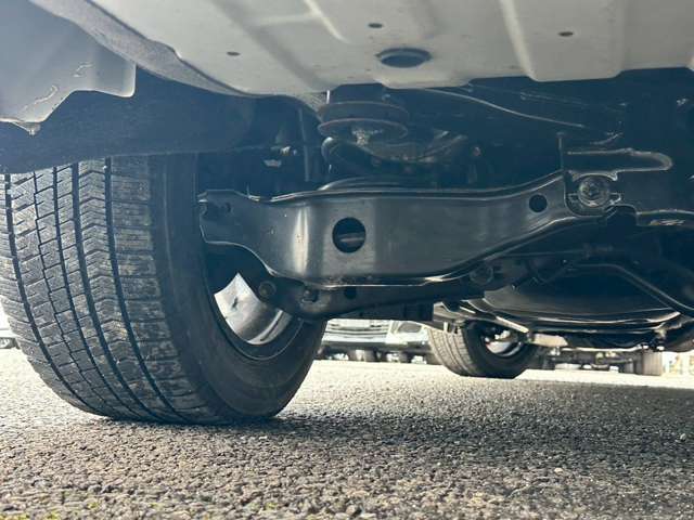 当社で整備の車両には4ヶ月の消耗品も含む無料保証付き☆オプションで1年または2年の延長の保証（更新可能）もご用意☆遠方のお客様でも安心♪お近くのディーラーさんにて保証修理をお受け出来ます☆