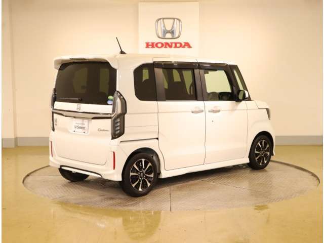 Honda認定中古車ディーラーだからこそ「安心 安全 信頼 満足」のサービスを提供いたします。保証制度やメンテンスパックはもちろん、安心のための自動車保険にJAFなども取り扱っております。
