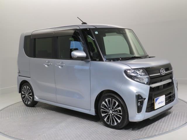 トヨタの中古車はピカピカ♪【まるごとクリーン】見えない所まで徹底洗浄！室内の汚れもニオイも、洗浄・除菌・消臭！ボディやタイヤ、エンジンルームも隅々まで美しく仕上げています。