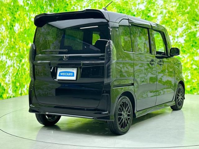 全国に店舗を展開しているのでどこでもお取り寄せが可能です！この車が気になるけど遠方だから・・・と諦める必要はありません！※別途陸送費が必要です。