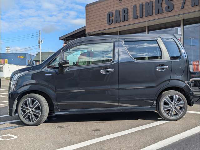 当店はキーパーコーティングのプロショップです。納車時に資格を取得したプロのスタッフが施工致します。