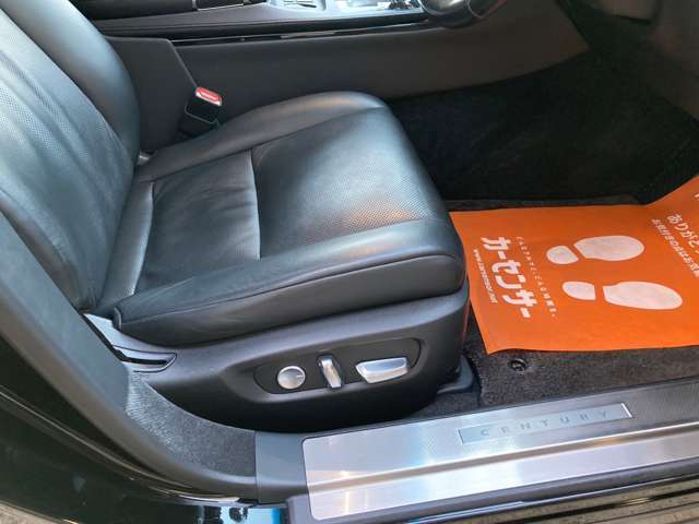 気になったお車はぜひ一度ご来店のうえ、納得いくまでご確認ください。車の状態や、保証について、購入後のアフターに至るまで何でもご相談下さい。