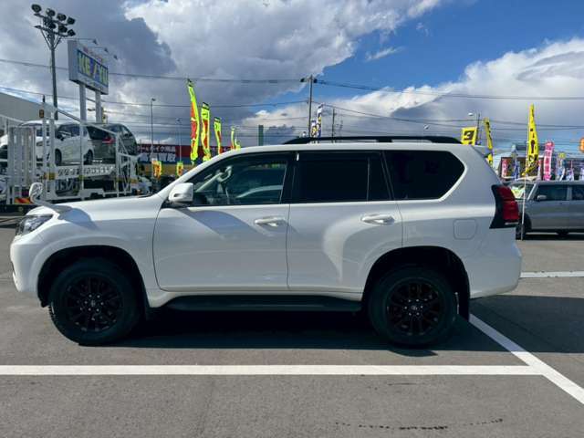 ☆東京海上日動火災☆損保ジャパン日本興亜☆三井住友海上☆あいおいニッセイ同和損保☆大手損保代理店として、比較可能！万が一の事故対応にも自信有り！営業・事務・フロントまで、スタッフ全員が有資格者！